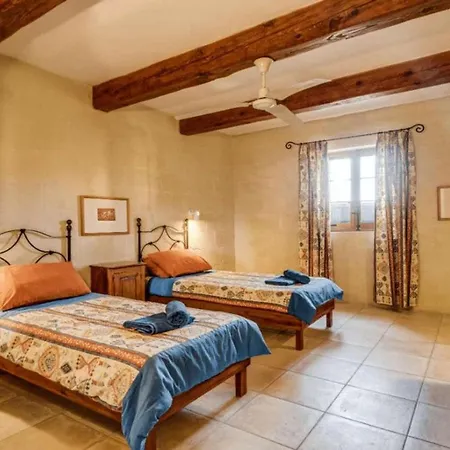 Villa Dar Tas Soru Għasri